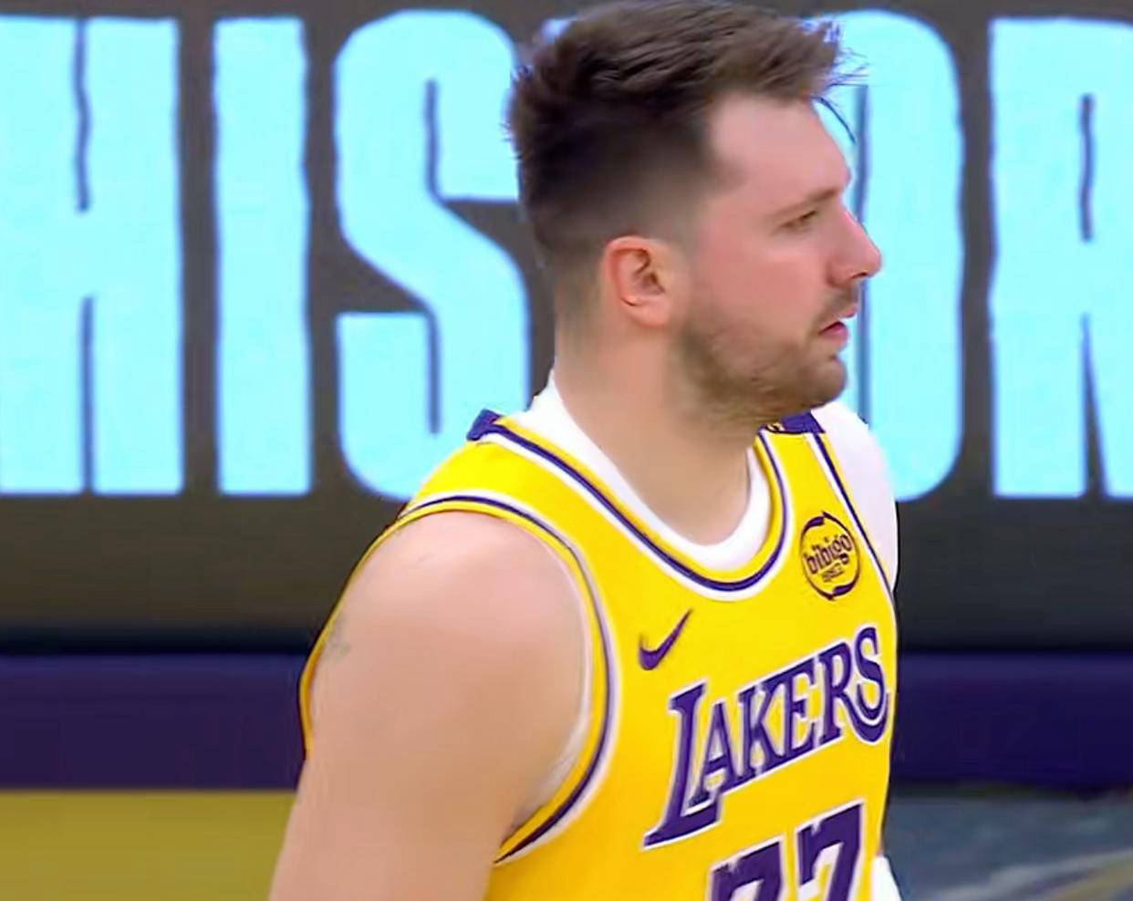 爱游戏-东契奇新星败北表现惊艳，德国队未来可期！