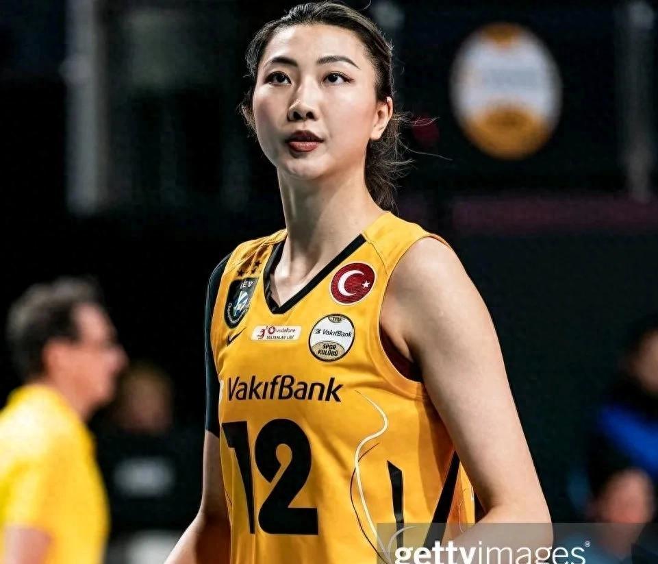 爱游戏体育- 蒂姆新星出色发挥表现突出，勇士前途光明！气势如虹延续